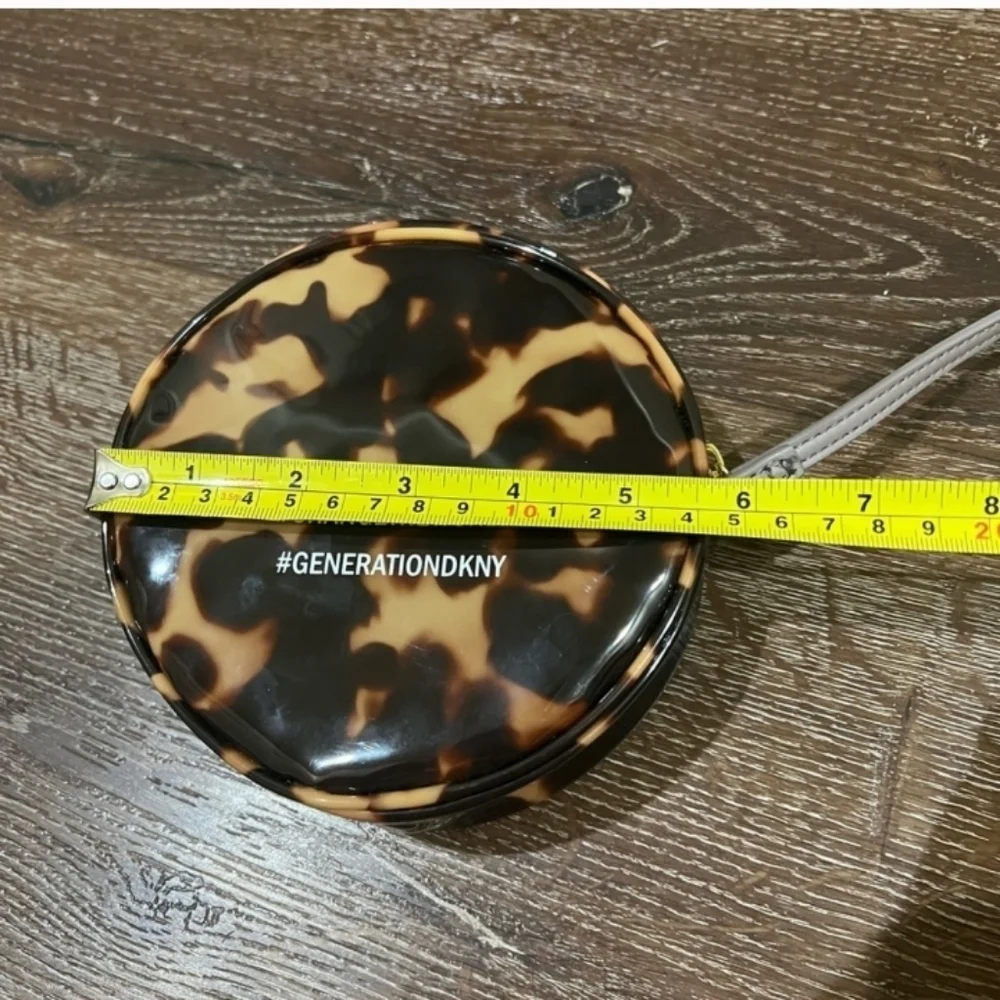 DKNY save the turtle wristlet in excellent condition